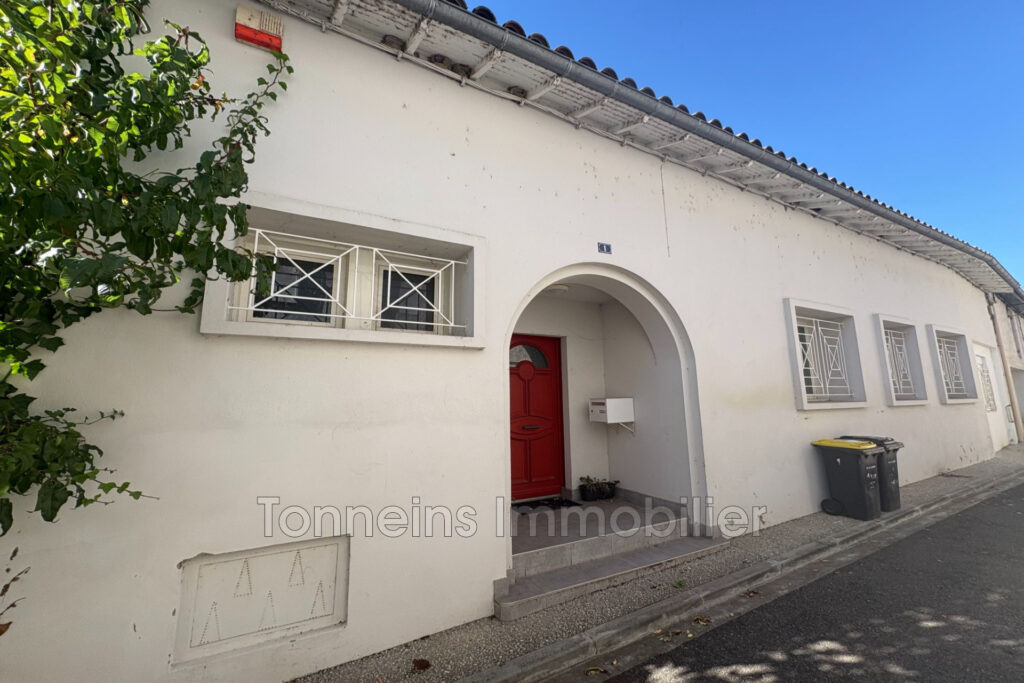location maison 6 Pièce(s) – 6 pièces – 4 chambres – 111.00 m²