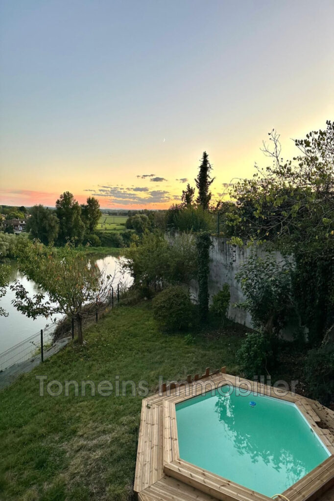 location maison 6 Pièce(s) – 6 pièces – 4 chambres – 111.00 m²