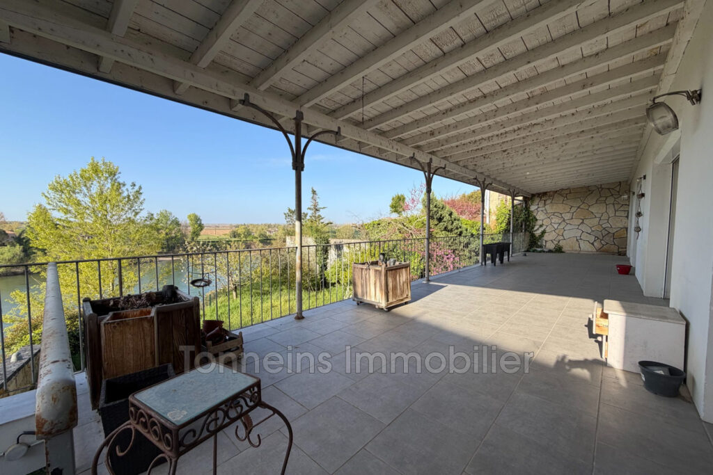 location maison 6 Pièce(s) – 6 pièces – 4 chambres – 111.00 m²