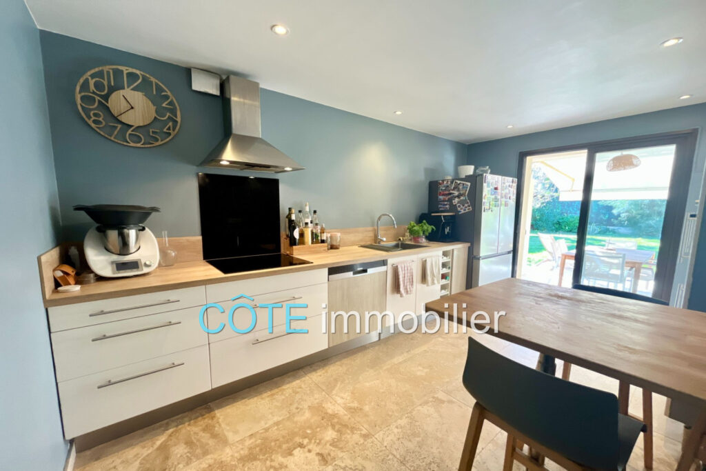 ANTIBES PROCHE CENTRE MAISON FAMILIALE 4 CHAMBRES PISCINE – 5 pièces – 4 chambres – 130.00 m²