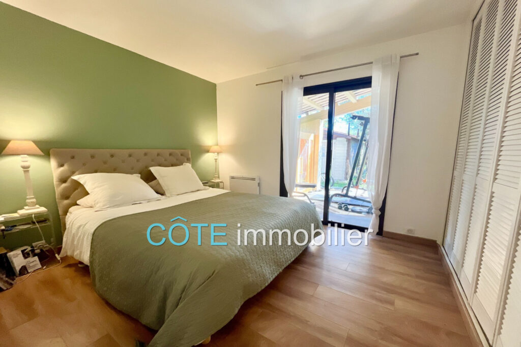 ANTIBES PROCHE CENTRE MAISON FAMILIALE 4 CHAMBRES PISCINE – 5 pièces – 4 chambres – 130.00 m²