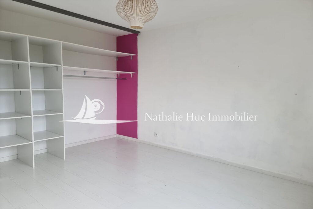 vente maison – NR pièces – 4 chambres – 144.00 m²