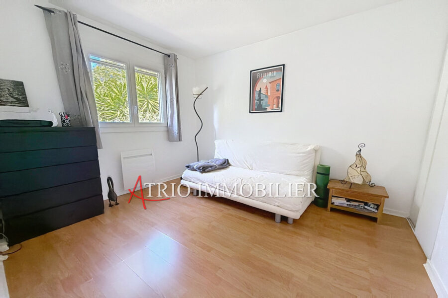 Maison à vendre à Cagnes-sur-Mer — Vue sur la ville — photo 16