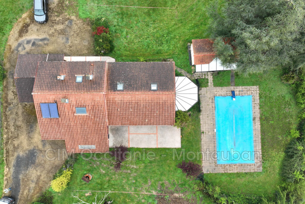 vente maison 7 Pièce(s) – 7 pièces – 6 chambres – 180.00 m²