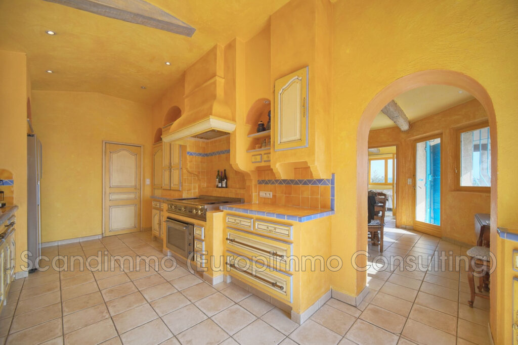 vente maison – NR pièces – 4 chambres – 211.00 m²