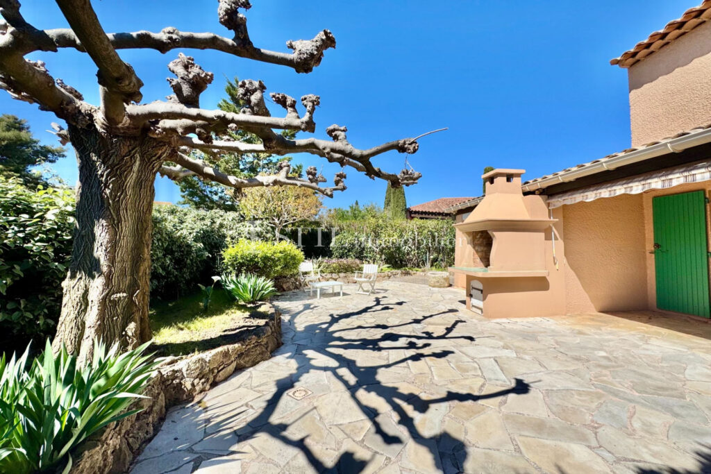 vente mas 5 Pièce(s) – 5 pièces – 2 chambres – 64.11 m²