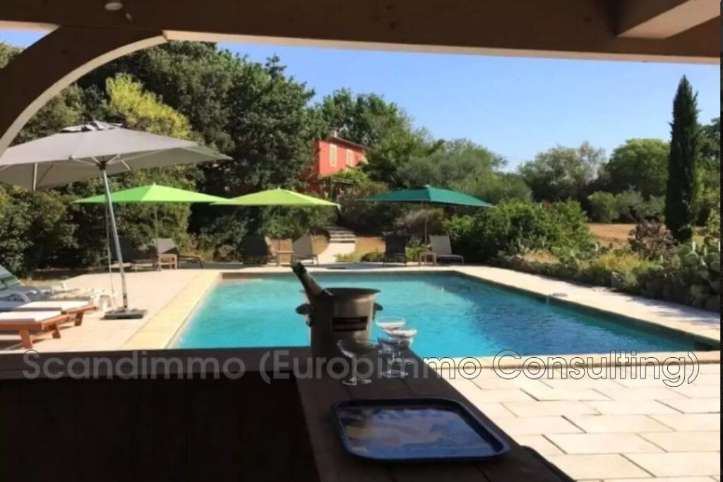 vente villa 7 Pièce(s) – 7 pièces – 5 chambres – 195.00 m²