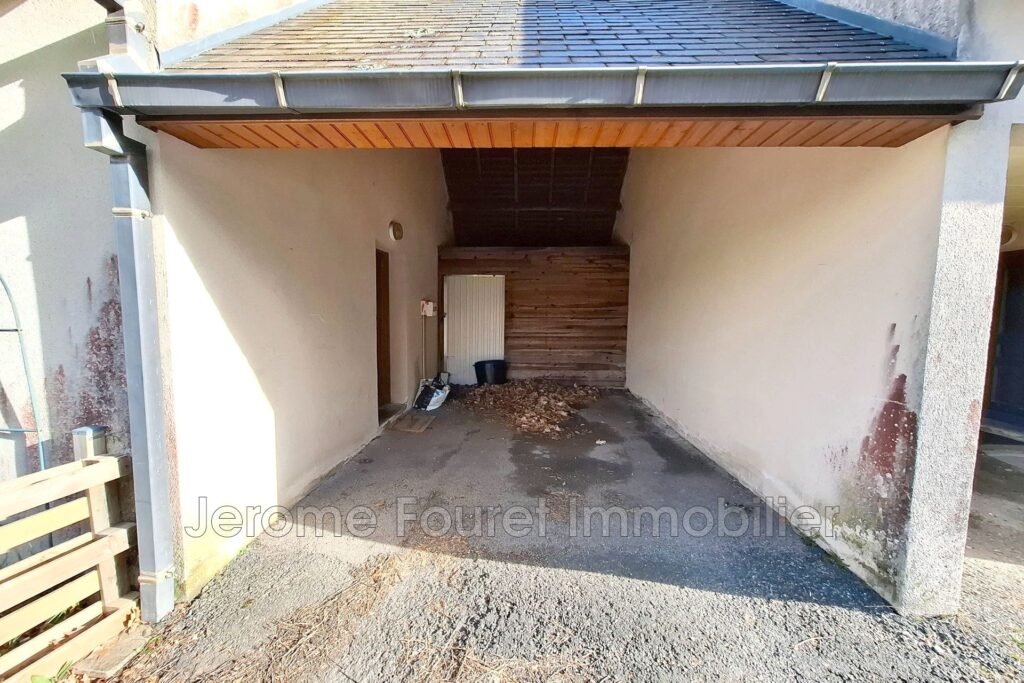 Maison à deux pas du centre-ville et des commodités. – 2 pièces – 1 chambre – 53.50 m²