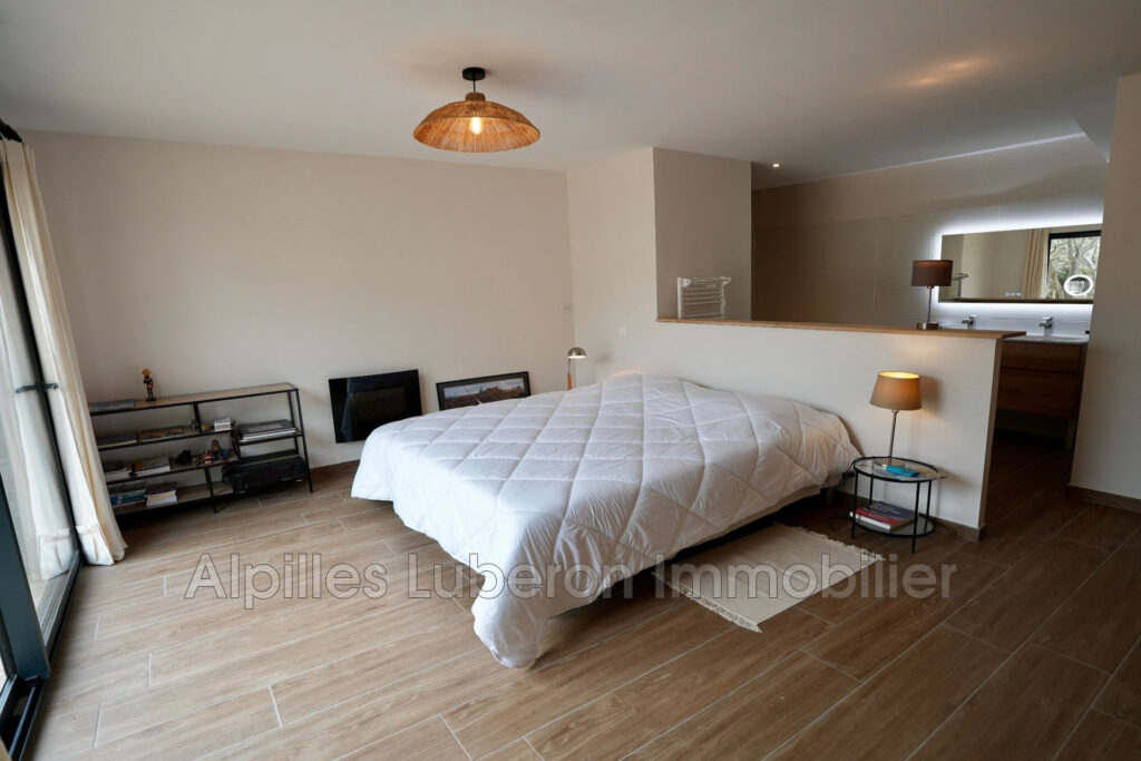 vente maison 4 Pièce(s) – 4 pièces – 3 chambres – 130.00 m²