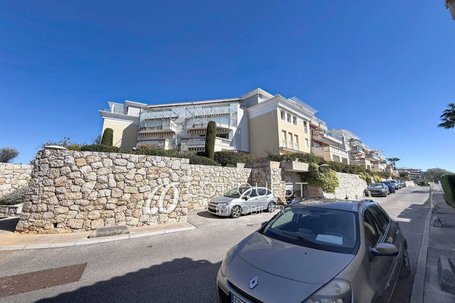 Appartement à vendre à Saint-laurent-du-var