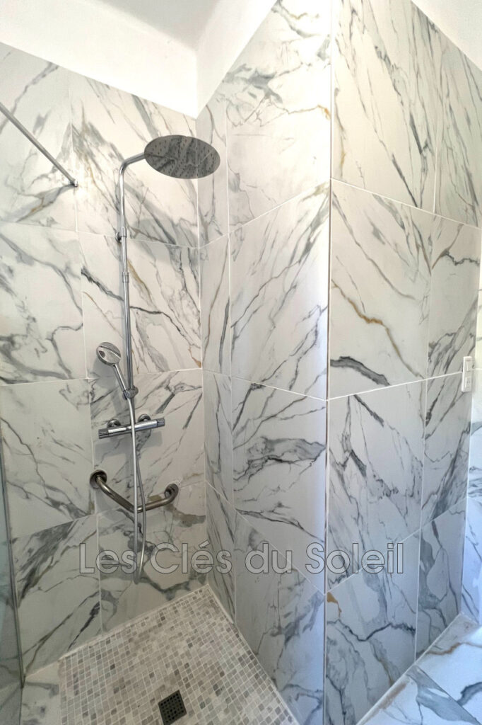 vente maison 8 Pièce(s) – 8 pièces – 5 chambres – 170.00 m²