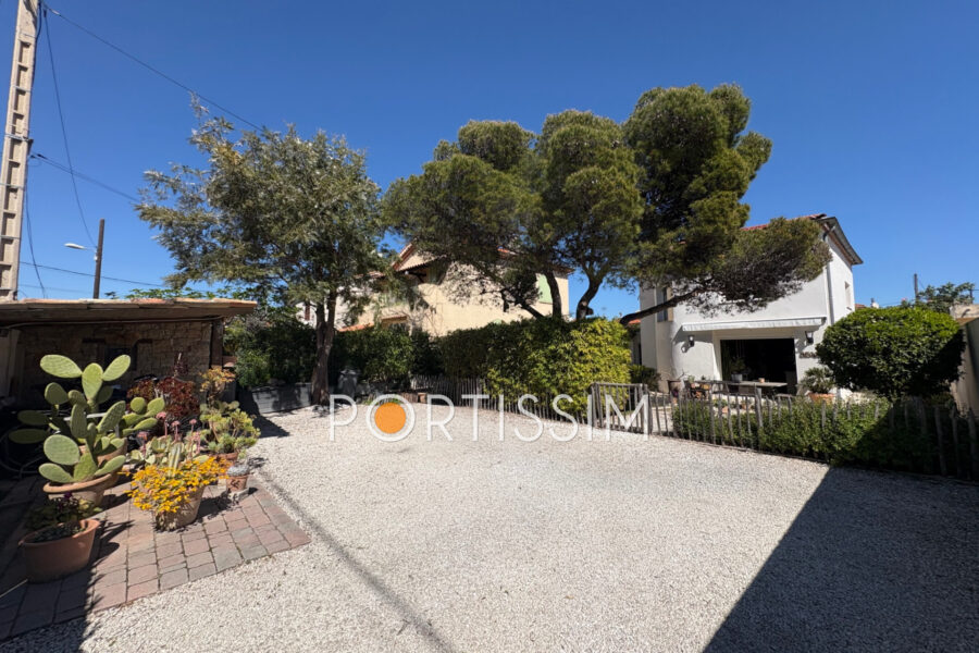 Maison à vendre à Cagnes-sur-mer — Vue parc — photo 6