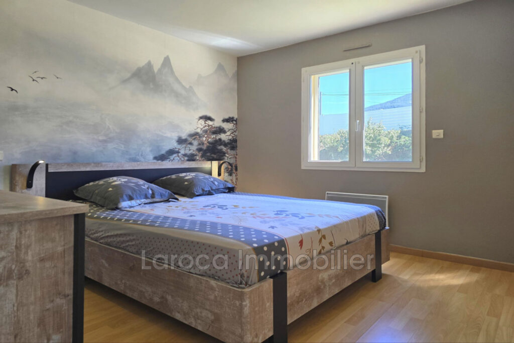 Achat villa à Laroque des Albères – 5 pièces – 3 chambres – 112.00 m²
