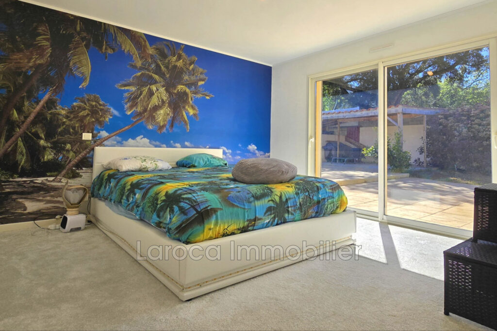 Achat villa à Laroque des Albères – 5 pièces – 3 chambres – 112.00 m²