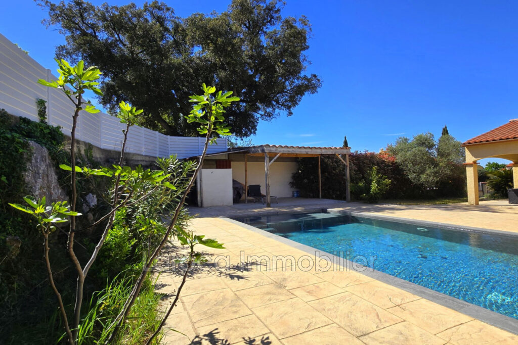 Achat villa à Laroque des Albères – 5 pièces – 3 chambres – 112.00 m²