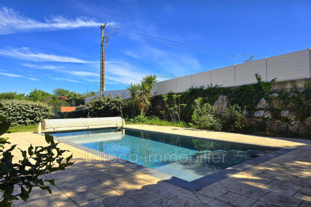 Achat villa à Laroque des Albères – 5 pièces – 3 chambres – 112.00 m²