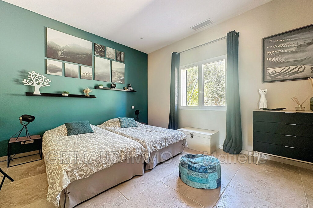 vente maison 4 Pièce(s) – 4 pièces – 3 chambres – 133.00 m²