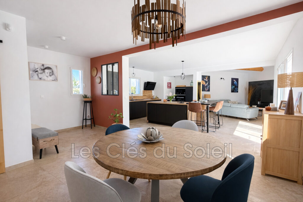 Villa contemporaine 2021 ? 160 m² ? Piscine ? Vue château ?  F – 5 pièces – 3 chambres – 160.00 m²