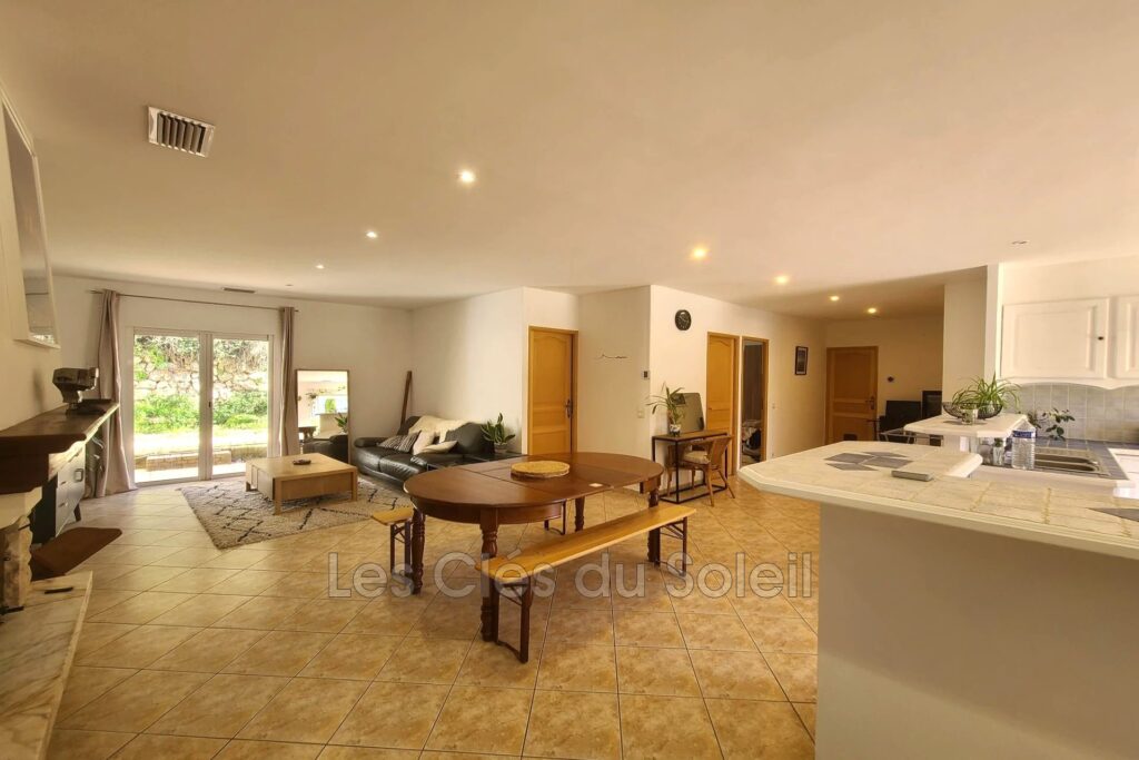 vente maison 3 Pièce(s) – 3 pièces – 2 chambres – 95.00 m²