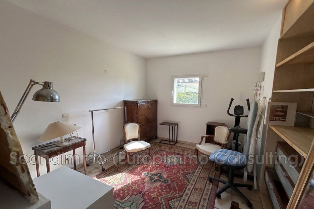 vente  7 Pièce(s) – 7 pièces – 5 chambres – 160.00 m²