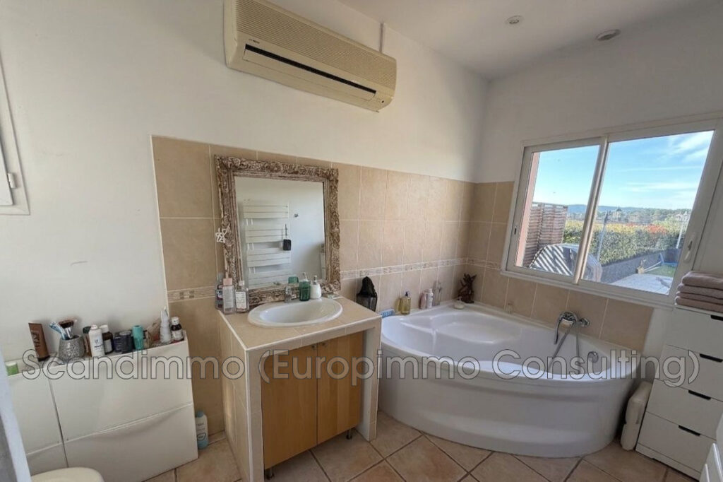 vente  7 Pièce(s) – 7 pièces – 5 chambres – 160.00 m²