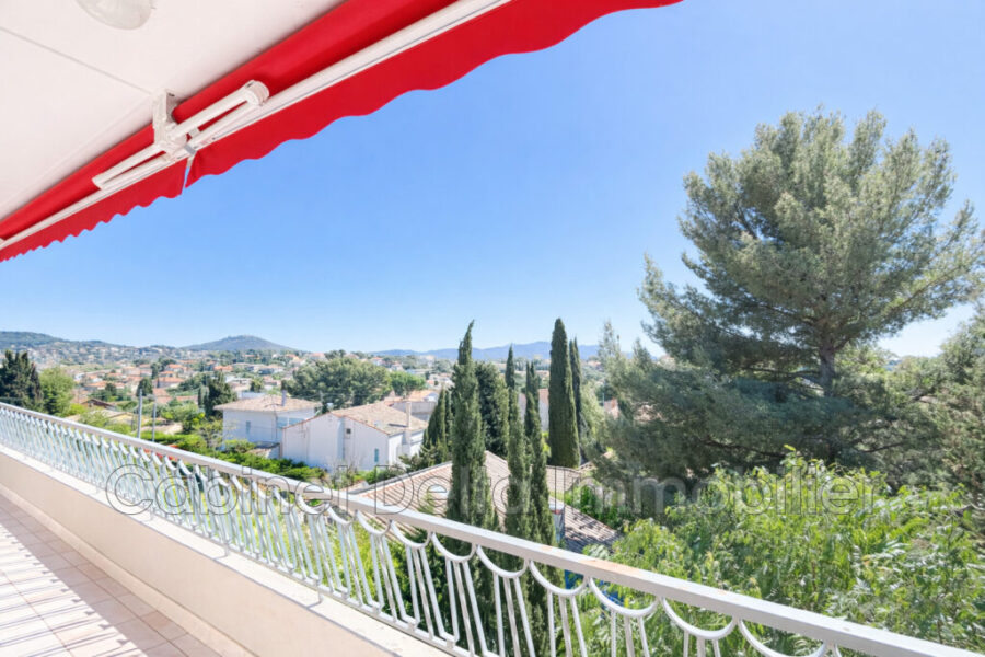 Appartement à louer à Sanary-sur-mer — Vue nature — photo 1