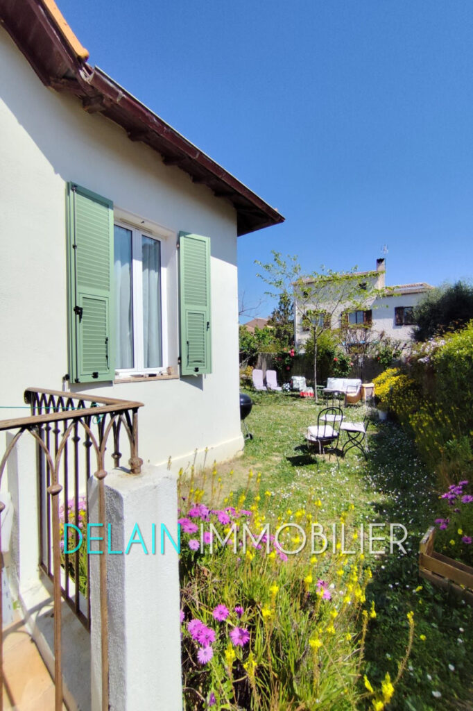 vente maison – NR pièces – 2 chambres – 85.00 m²