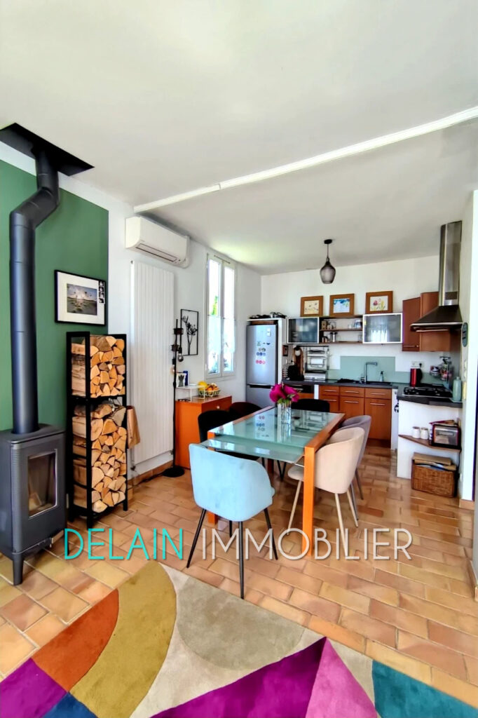 vente maison – NR pièces – 2 chambres – 85.00 m²