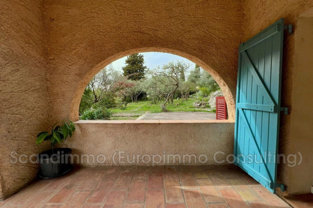 vente maison 5 Pièce(s) – 5 pièces – 2 chambres – 120.00 m²