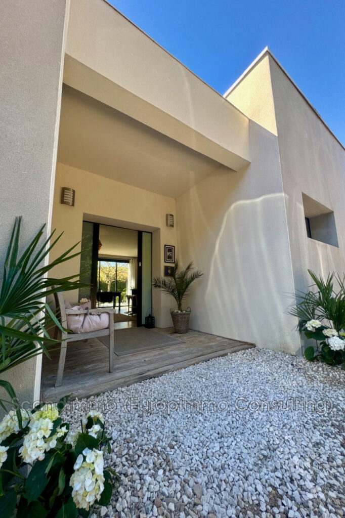 vente maison contemporaine 5 Pièce(s) – 5 pièces – 4 chambres – 202.00 m²