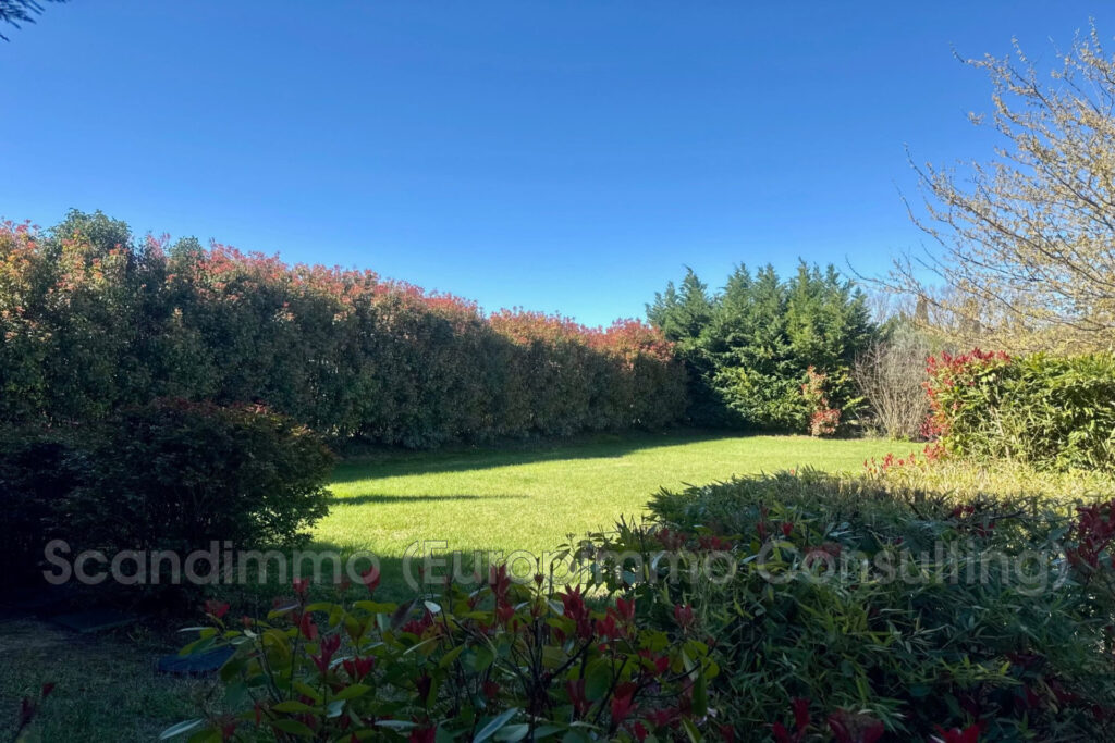 vente maison contemporaine 5 Pièce(s) – 5 pièces – 4 chambres – 202.00 m²