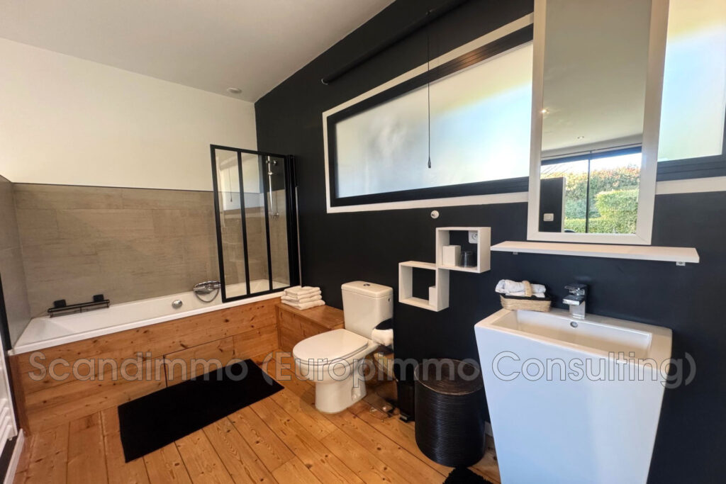 vente maison contemporaine 5 Pièce(s) – 5 pièces – 4 chambres – 202.00 m²