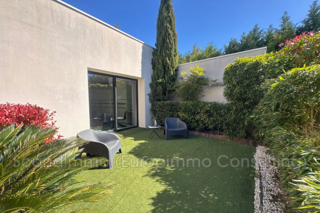 vente maison contemporaine 5 Pièce(s) – 5 pièces – 4 chambres – 202.00 m²