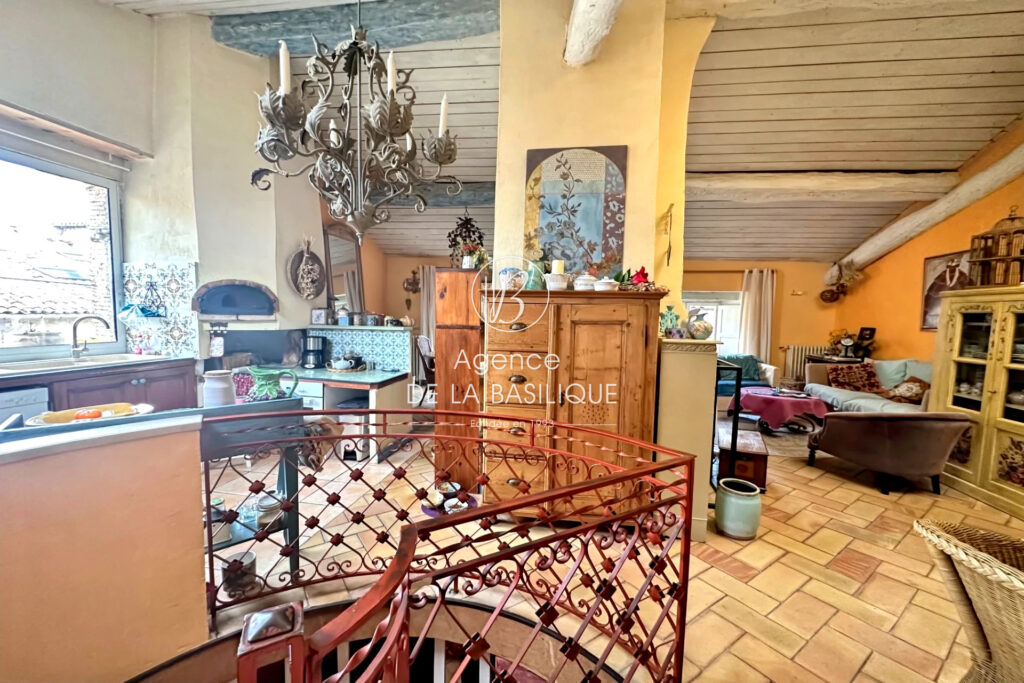 vente maison de village – NR pièces – 2 chambres – 94.00 m²