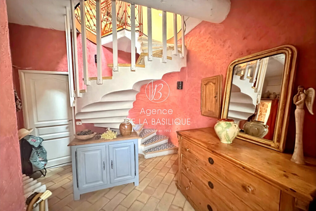 vente maison de village – NR pièces – 2 chambres – 94.00 m²