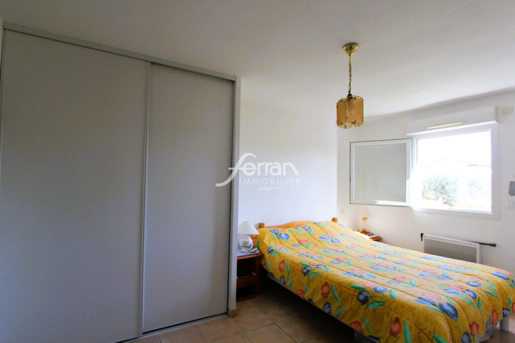 A vendre à Flayosc Proche village appartement 43m² avec balcon – 2 pièces – 1 chambre – 42.73 m²