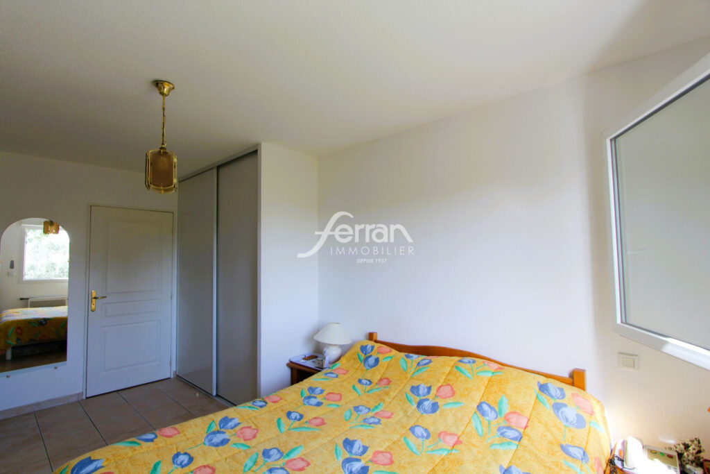 A vendre à Flayosc Proche village appartement 43m² avec balcon – 2 pièces – 1 chambre – 42.73 m²