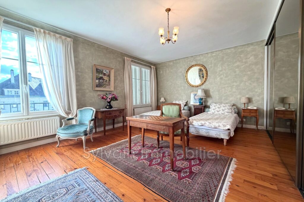 vente appartement 4 Pièce(s) – 4 pièces – 3 chambres – 142.40 m²