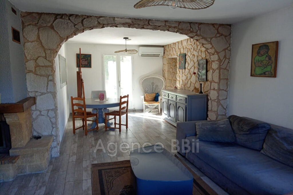 vente maison 5 Pièce(s) – 5 pièces – 4 chambres – 142.00 m²