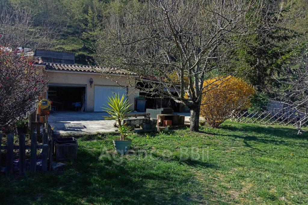 vente maison 5 Pièce(s) – 5 pièces – 4 chambres – 142.00 m²