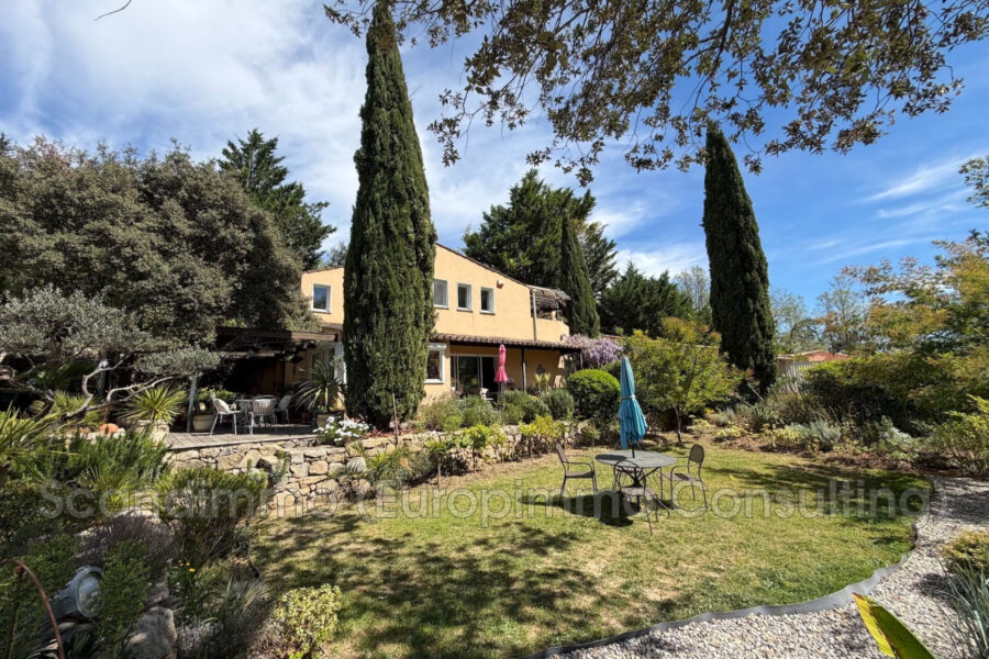Maison à vendre à Cotignac