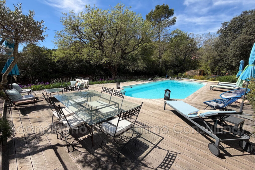 vente maison 5 Pièce(s) – 5 pièces – 4 chambres – 157.50 m²