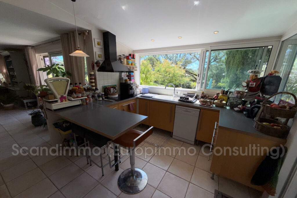 vente maison 5 Pièce(s) – 5 pièces – 4 chambres – 157.50 m²