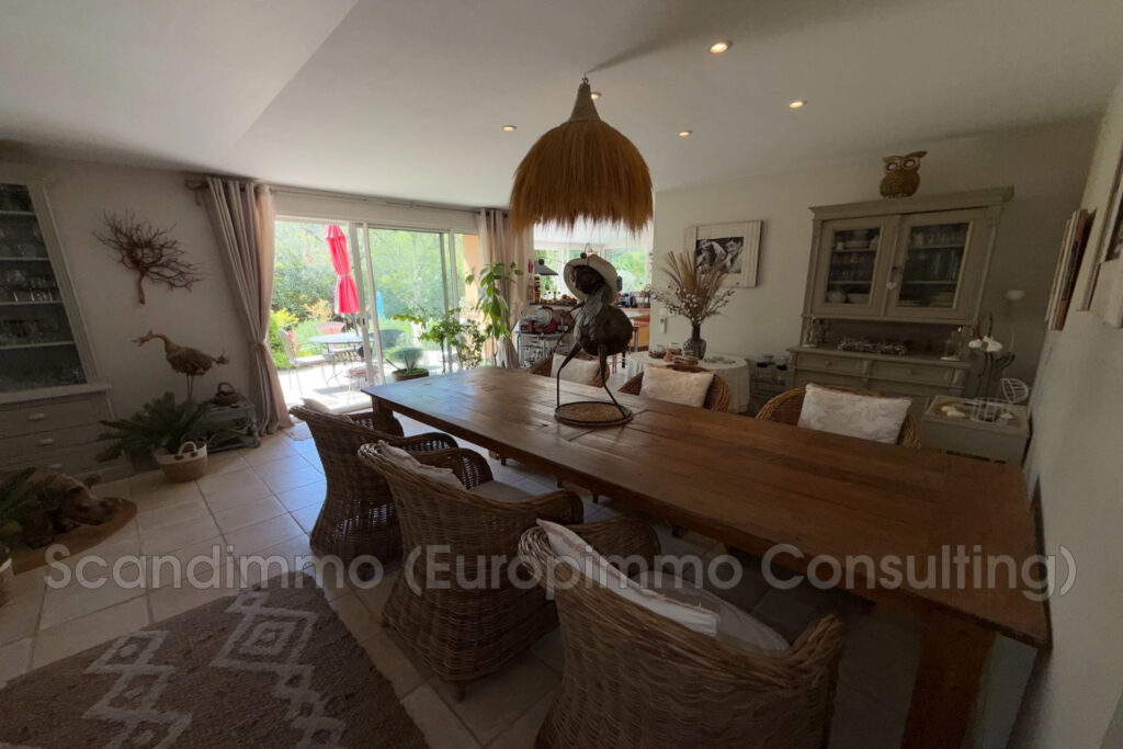 vente maison 5 Pièce(s) – 5 pièces – 4 chambres – 157.50 m²