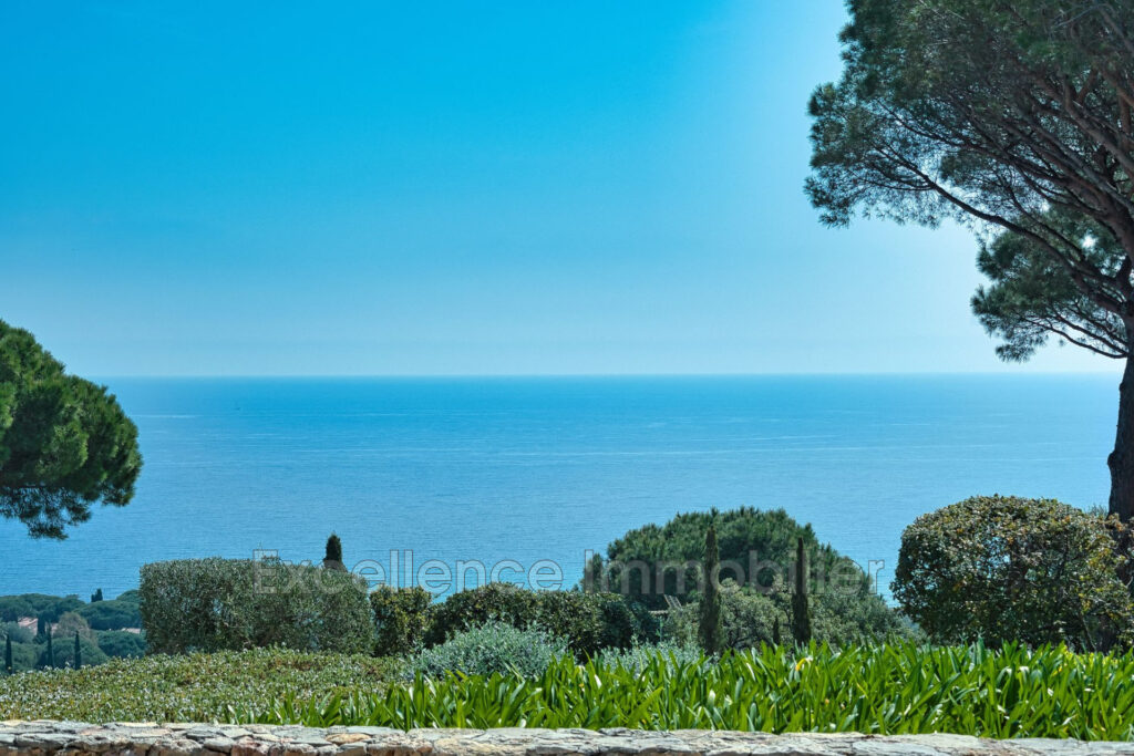 vente propriété 6 Pièce(s) – 6 pièces – 4 chambres – 184.00 m²