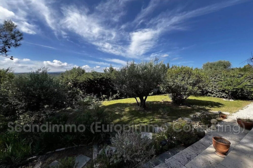 vente maison 5 Pièce(s) – 5 pièces – 3 chambres – 152.00 m²