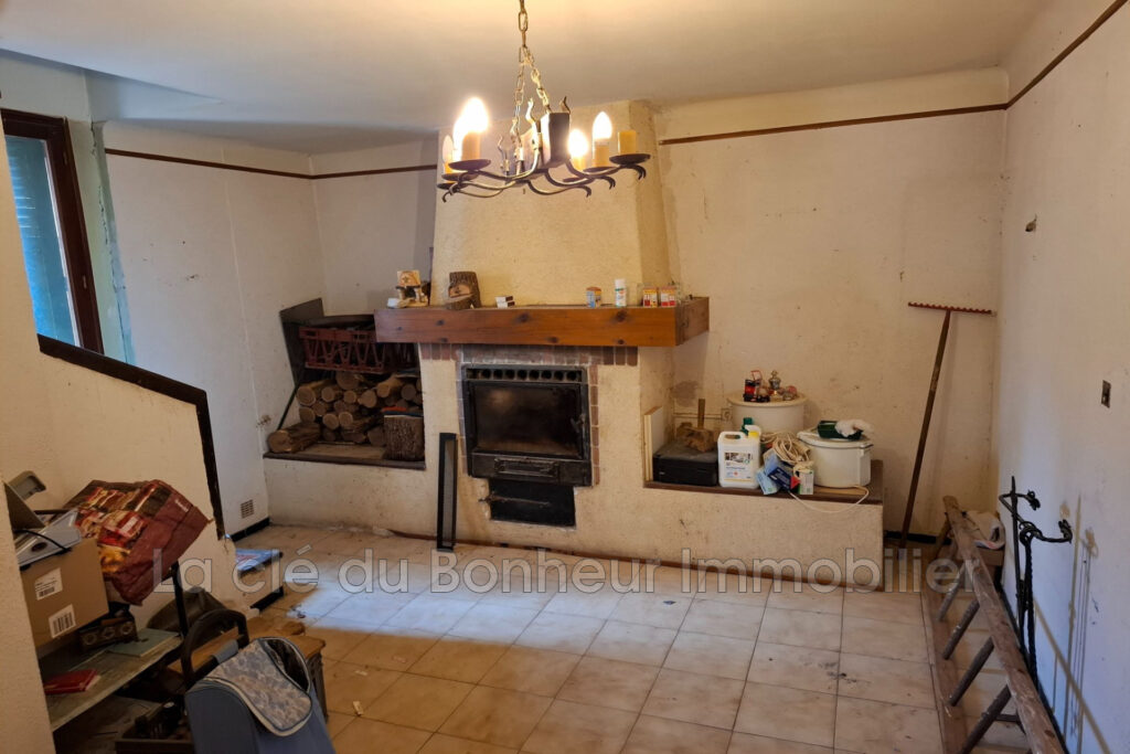 vente maison de village 4 Pièce(s) – 4 pièces – 2 chambres – 100.00 m²