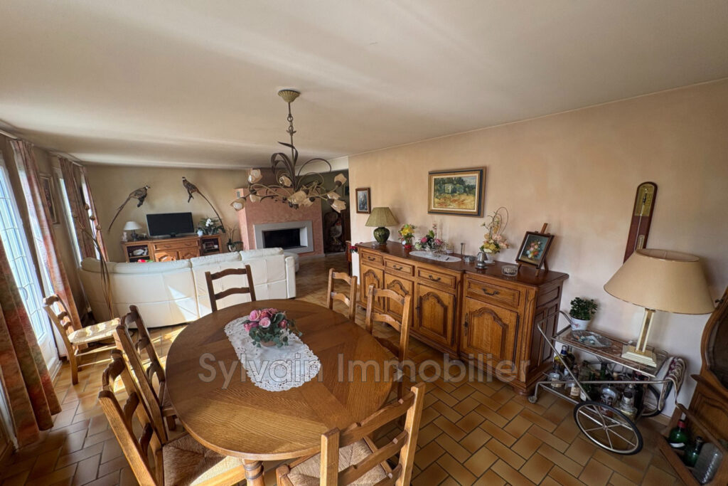 vente maison 7 Pièce(s) – 7 pièces – 3 chambres – 116.00 m²