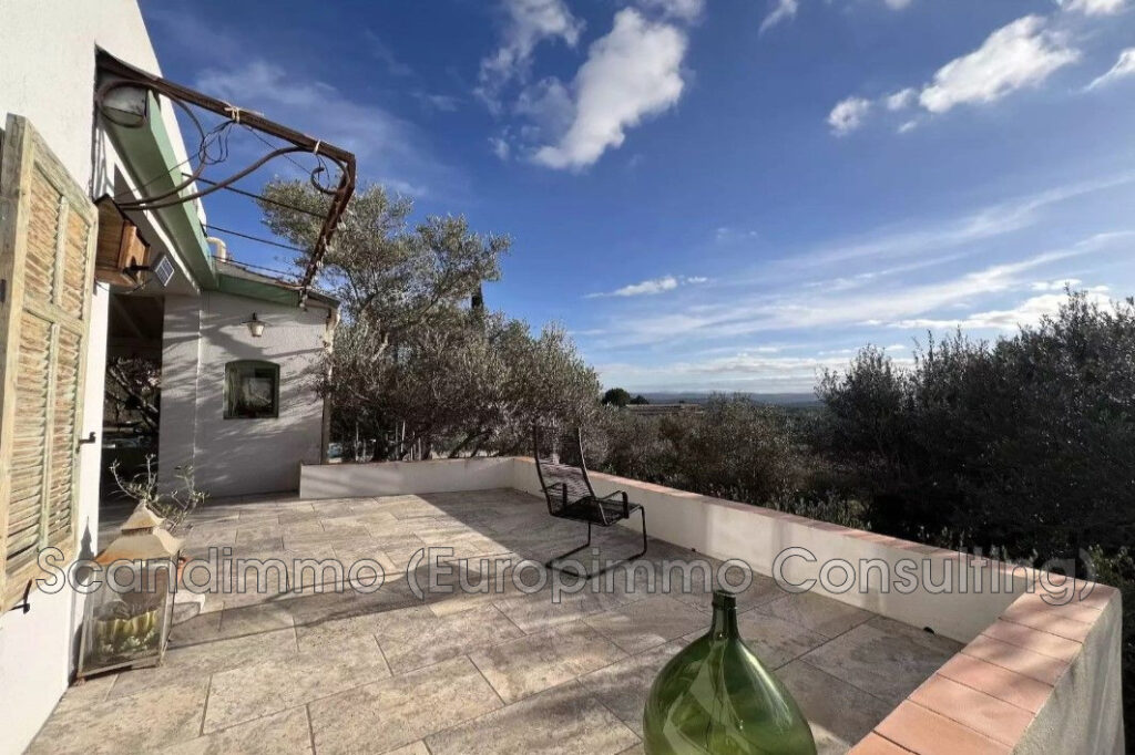 vente maison 5 Pièce(s) – 5 pièces – 4 chambres – 148.00 m²