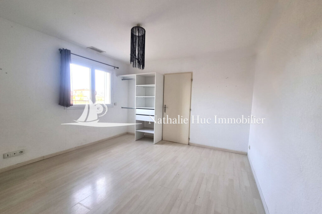 vente maison – NR pièces – 4 chambres – 144.00 m²